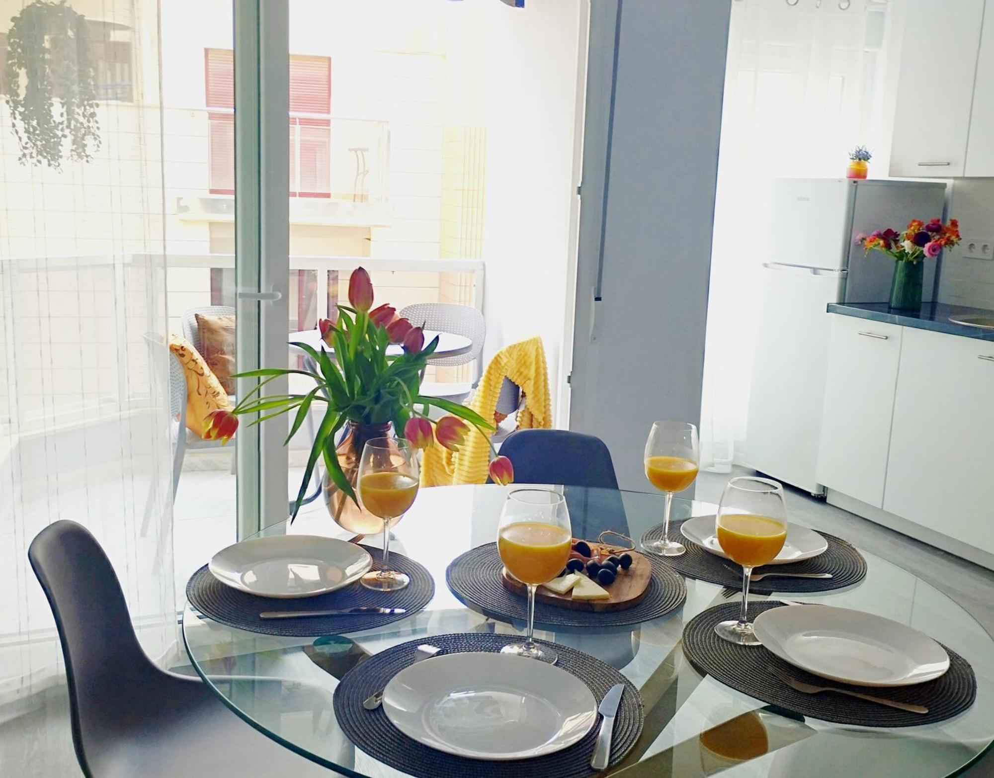 Appartement Dinamarca With 2 Bedrooms, 50 Mts From The